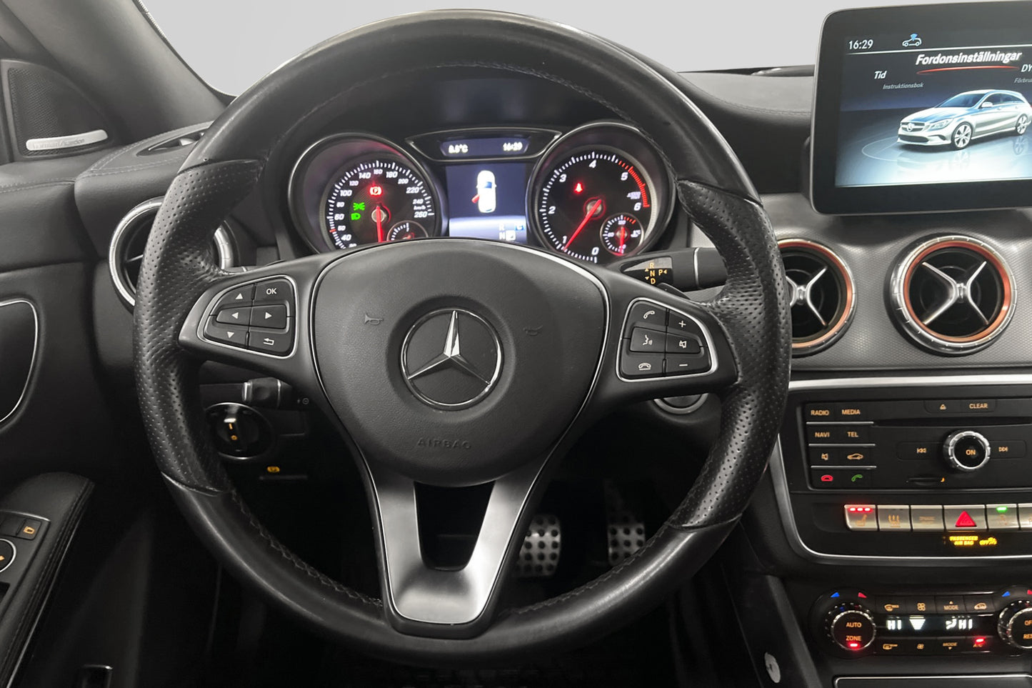 Mercedes-Benz CLA 220 d 4M SB 177hk AMG Sport Pano H/K Drag