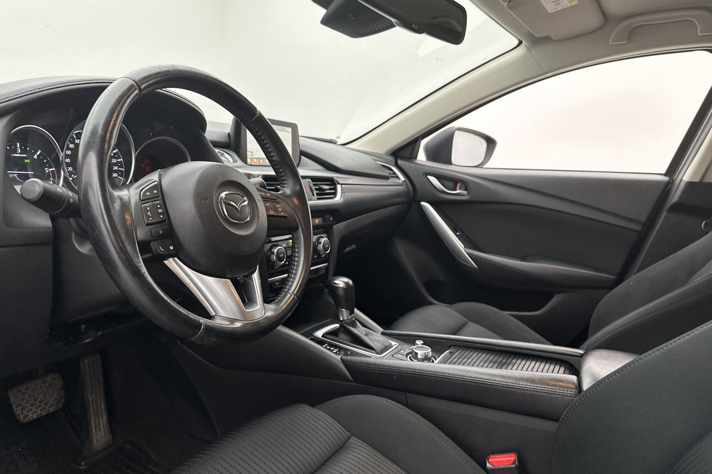 Mazda 6 Wagon SKYACTIV-D AWD 150hk Värmare Sensorer Navi