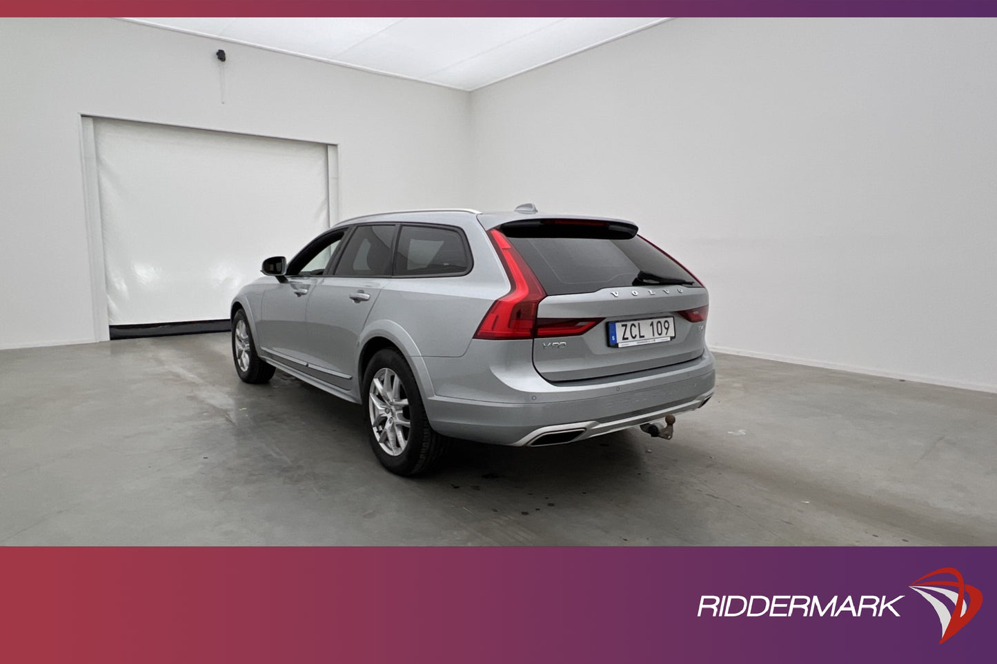 Volvo V90 Cross Country D4 AWD Pro VOC Kamera Navi BLIS Drag