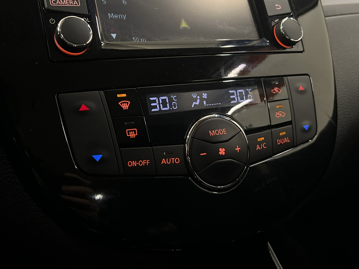 Nissan Pulsar 1.2 DIG-T 115hk Navi Backkamera Keyless