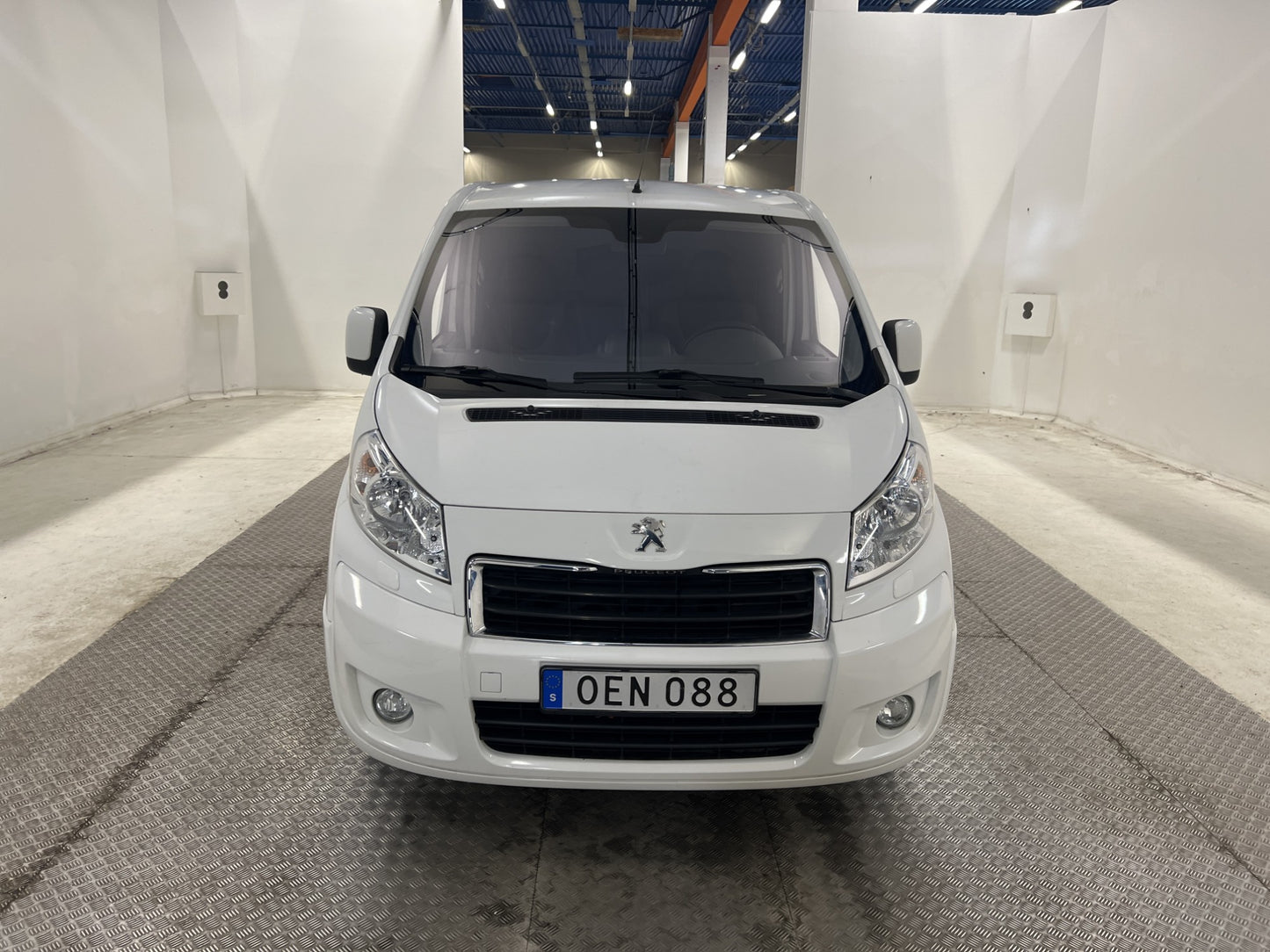 Peugeot Expert 2.0HDi 163hk Ny-Kamrem Dragkrok V-inredd