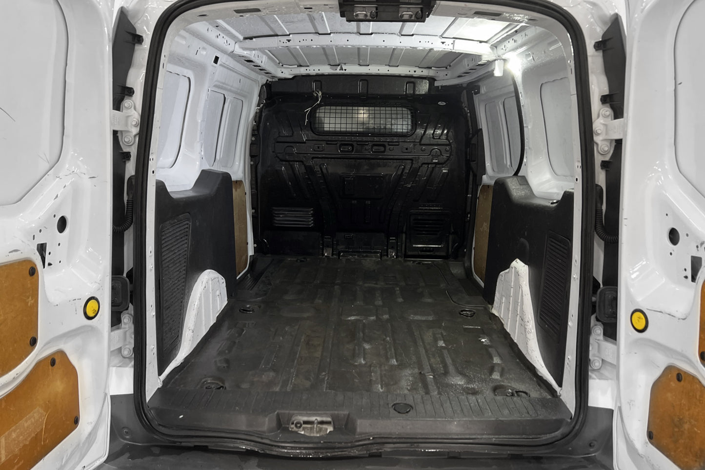 Ford Transit Connect LWB 120hk Värmare Drag B-Kamera 1-Ägare