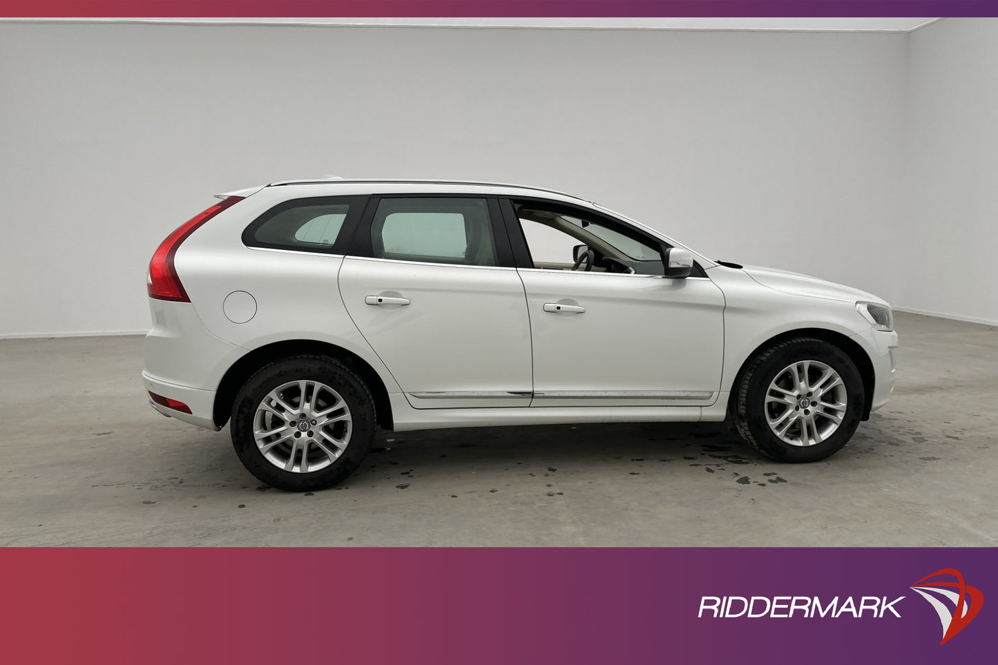 Volvo XC60 D4 181hk Summum Skinn Elstol Sensorer Drag