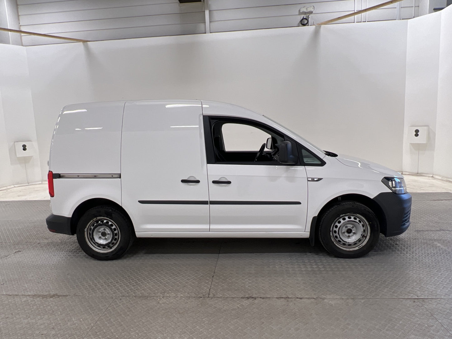 Volkswagen Caddy 1.6TDI Dragkrok Värmare V-Inredd