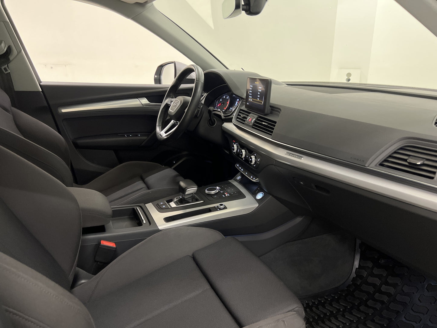 Audi Q5 Quattro 2.0 TDI 190hk Proline Värmare Dragkrok PDC