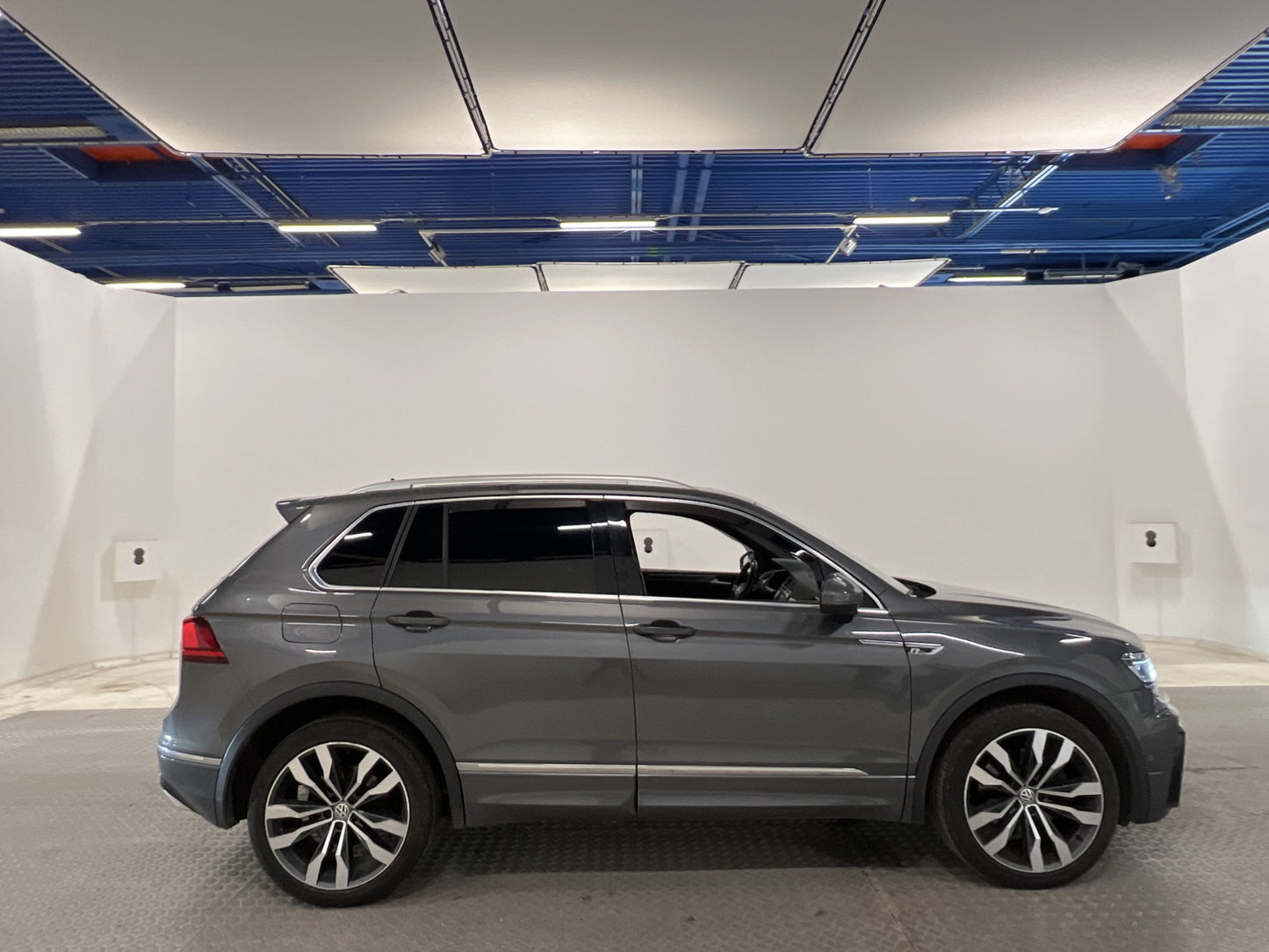 Volkswagen Tiguan 4M GTS 240hk R-Line Cockpit Pano Värmare