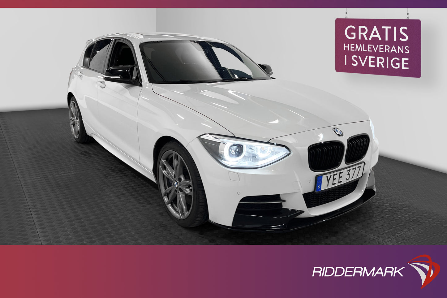 BMW M135 i xDrive 320hk Shadow Taklucka CarPlay Navi Välserv