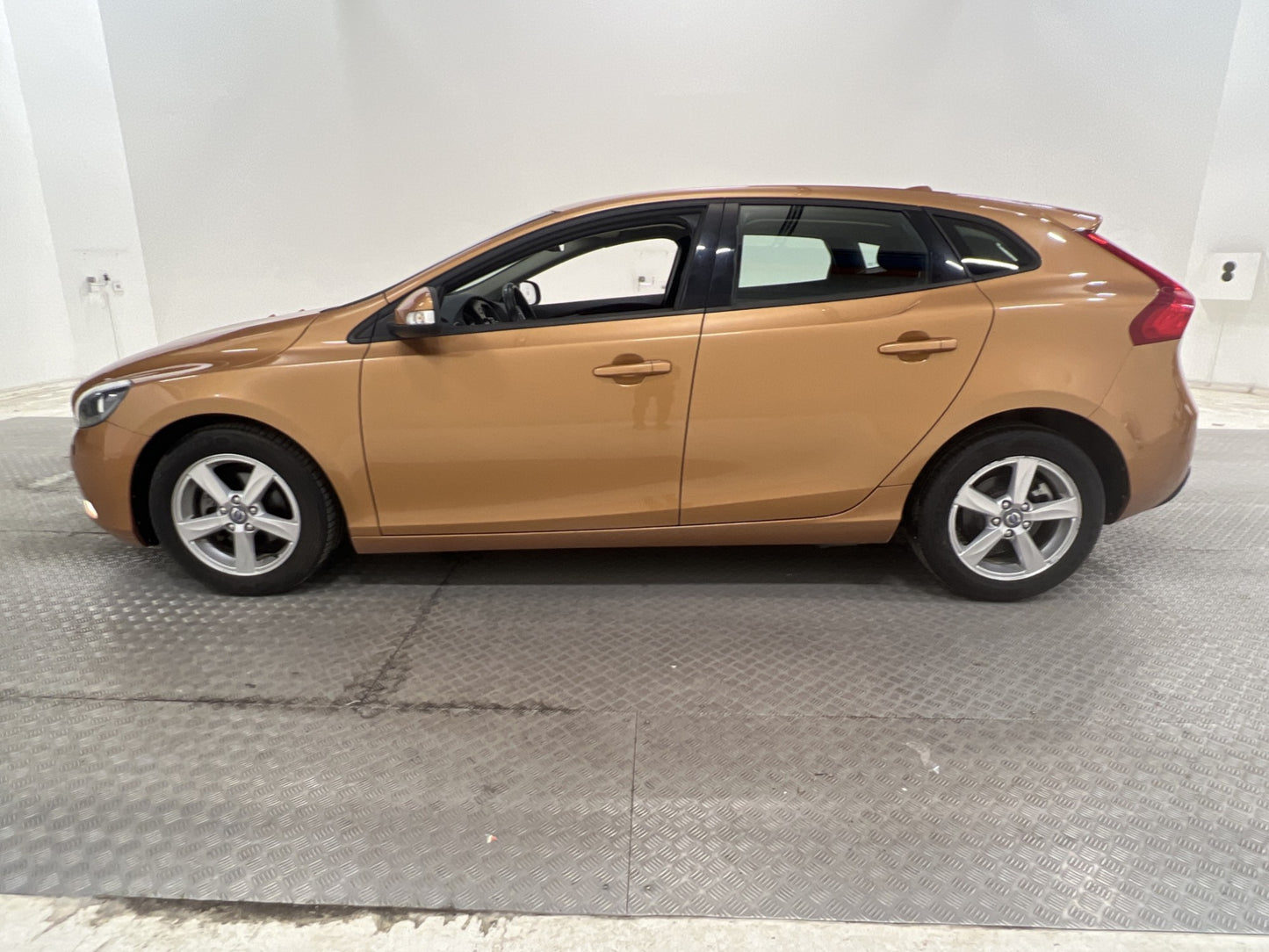 Volvo V40 D2 115hk D-Värmare Kamera Välserv 0,34l/Mil