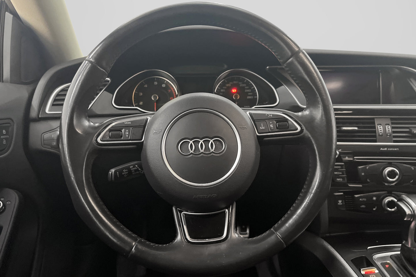 Audi A5 1.8 TFSI S-Line P-Sensorer Sportsäten Välservad