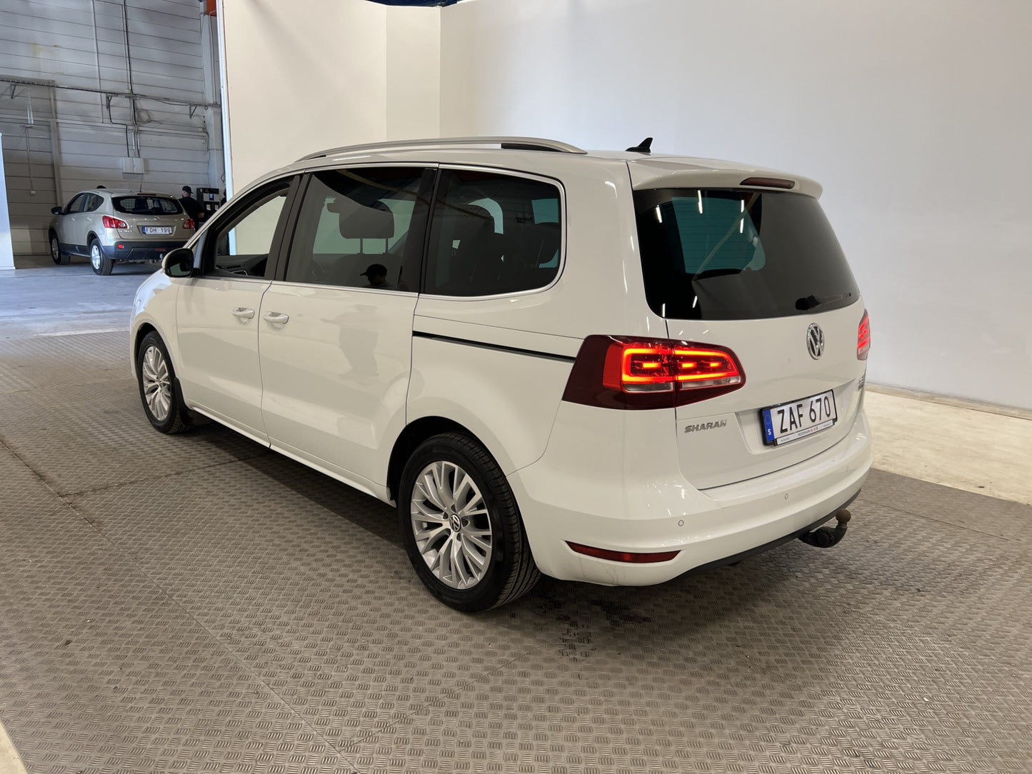 Volkswagen Sharan 4M 184hk 7-Sits Värmare Bkamera Dragpkt