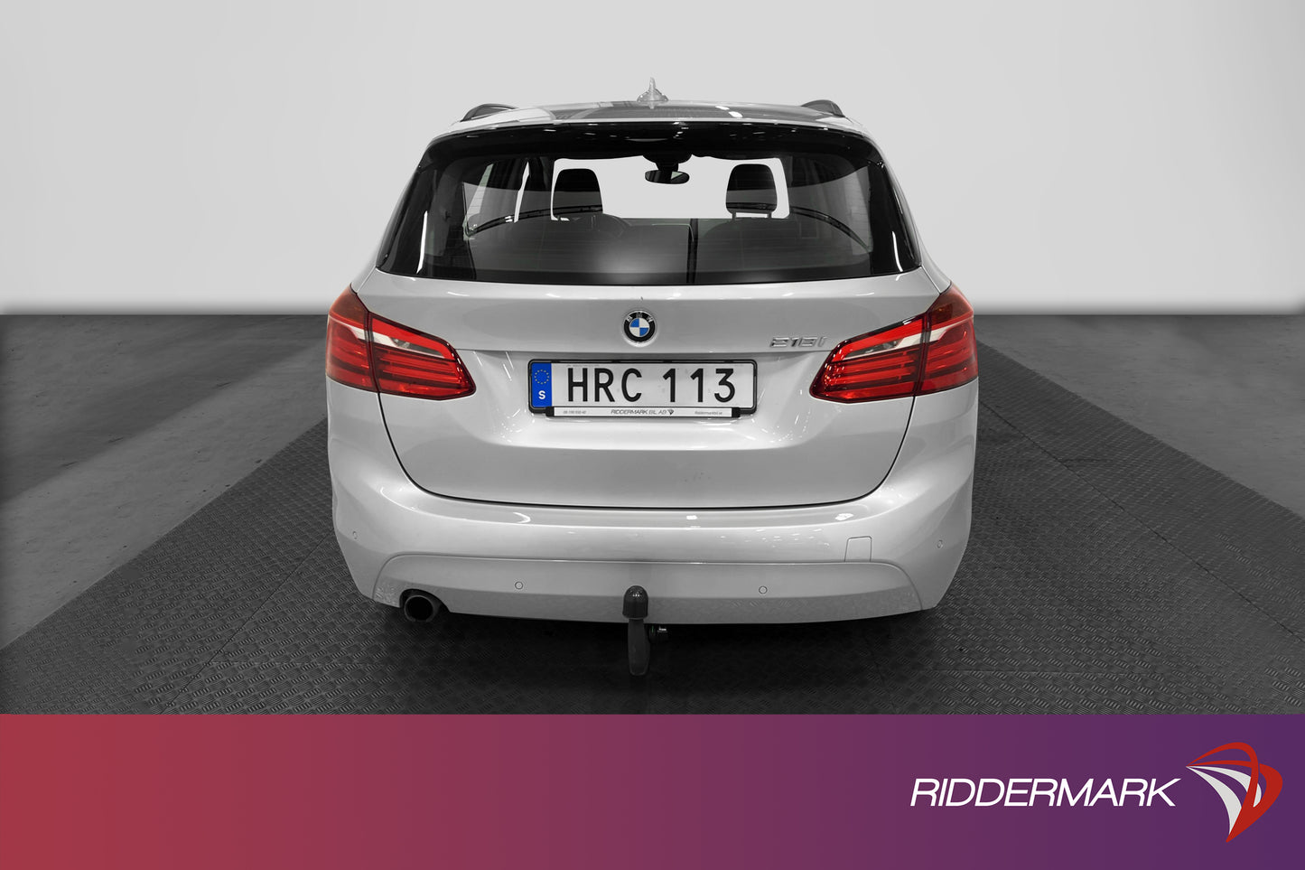 BMW 218i Active Tourer Advantage P-sensor Drag Välservad