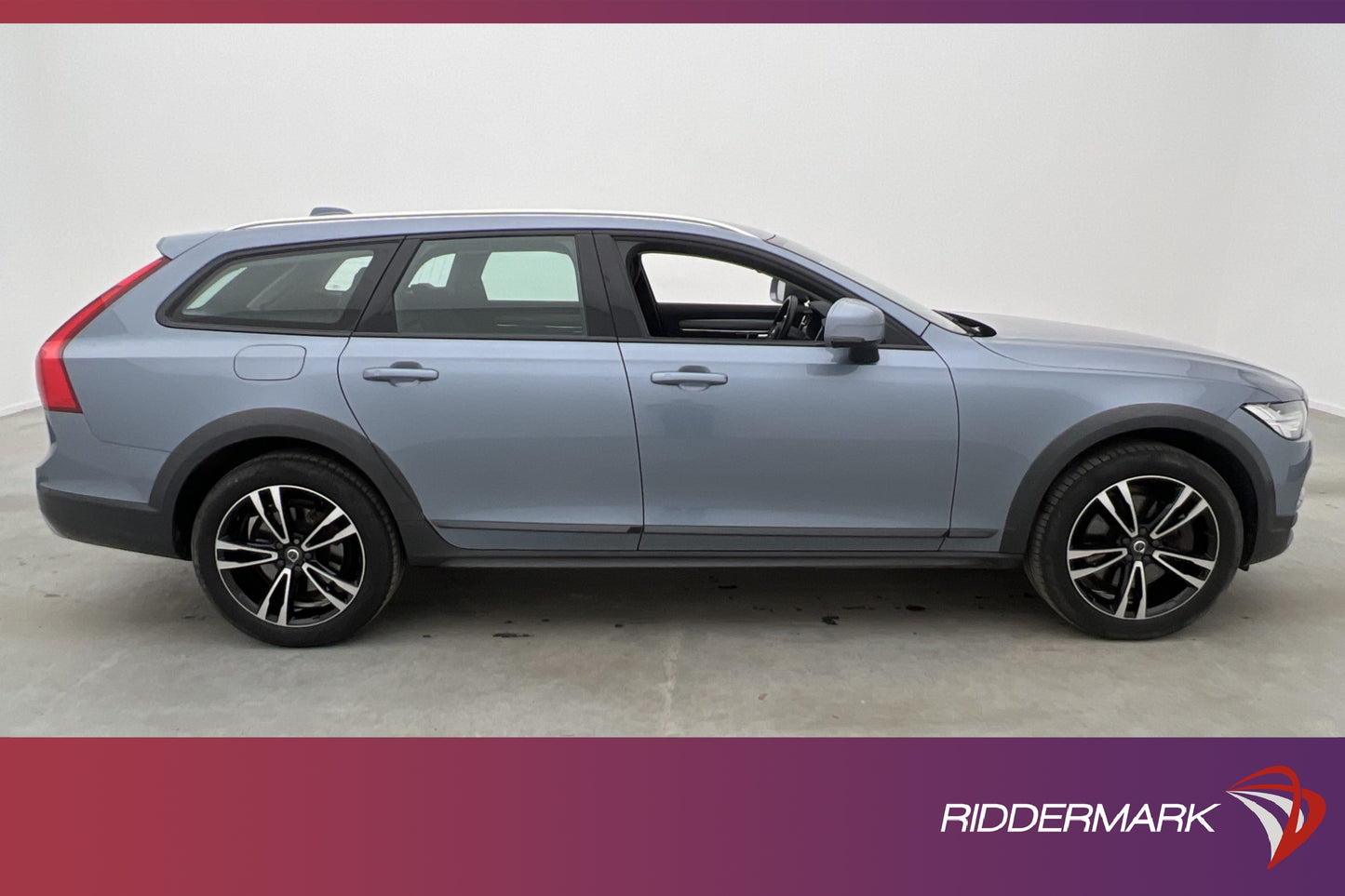 Volvo V90 Cross Country D4 AWD Momentum VOC Drag P-Sensor