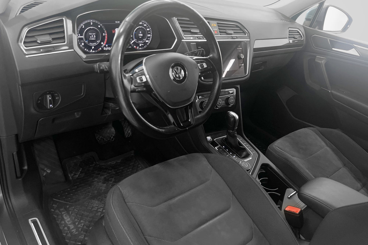 Volkswagen Tiguan Allspace 4M 7-Sits Cockpit Värmare Dragpkt