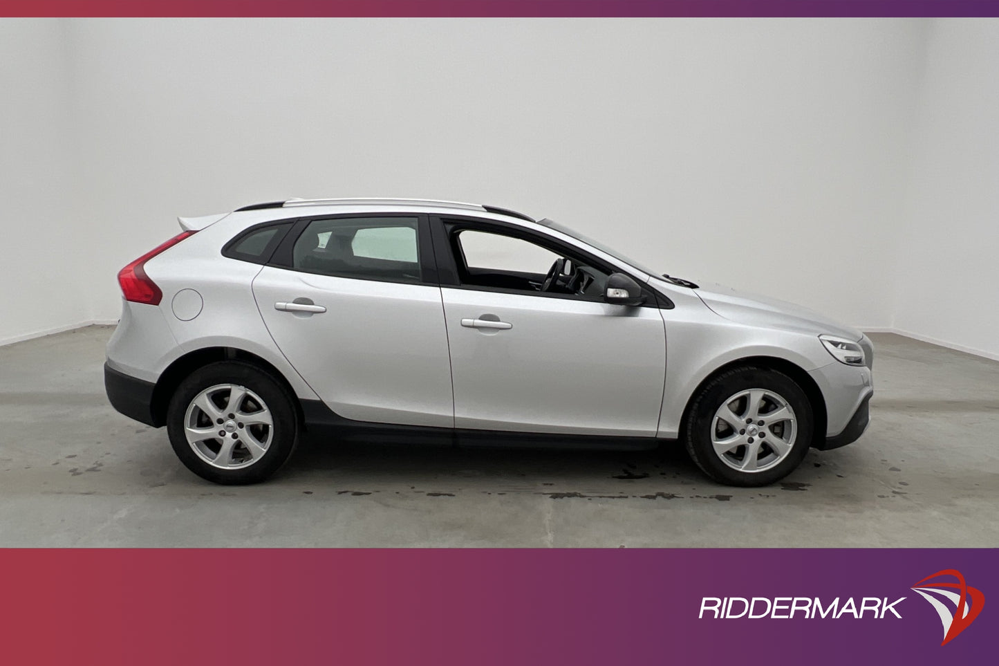 Volvo V40 Cross Country D3 150hk Momentum VOC B-Kamera Navi