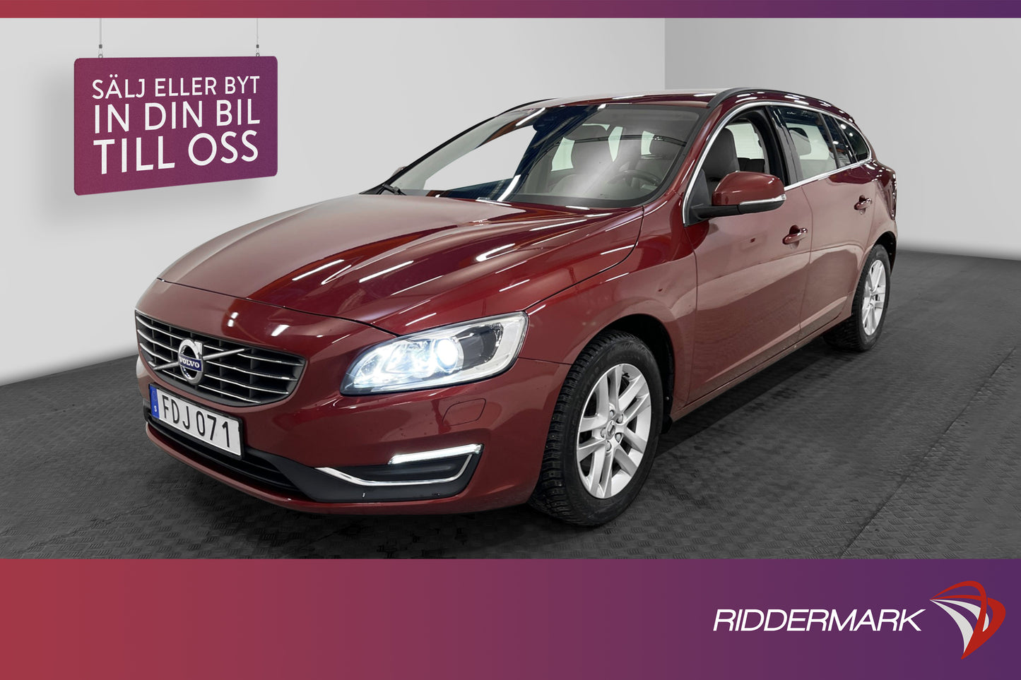 Volvo V60 D4 190hk Momentum D-värm VOC B-kamera Skinn Navi