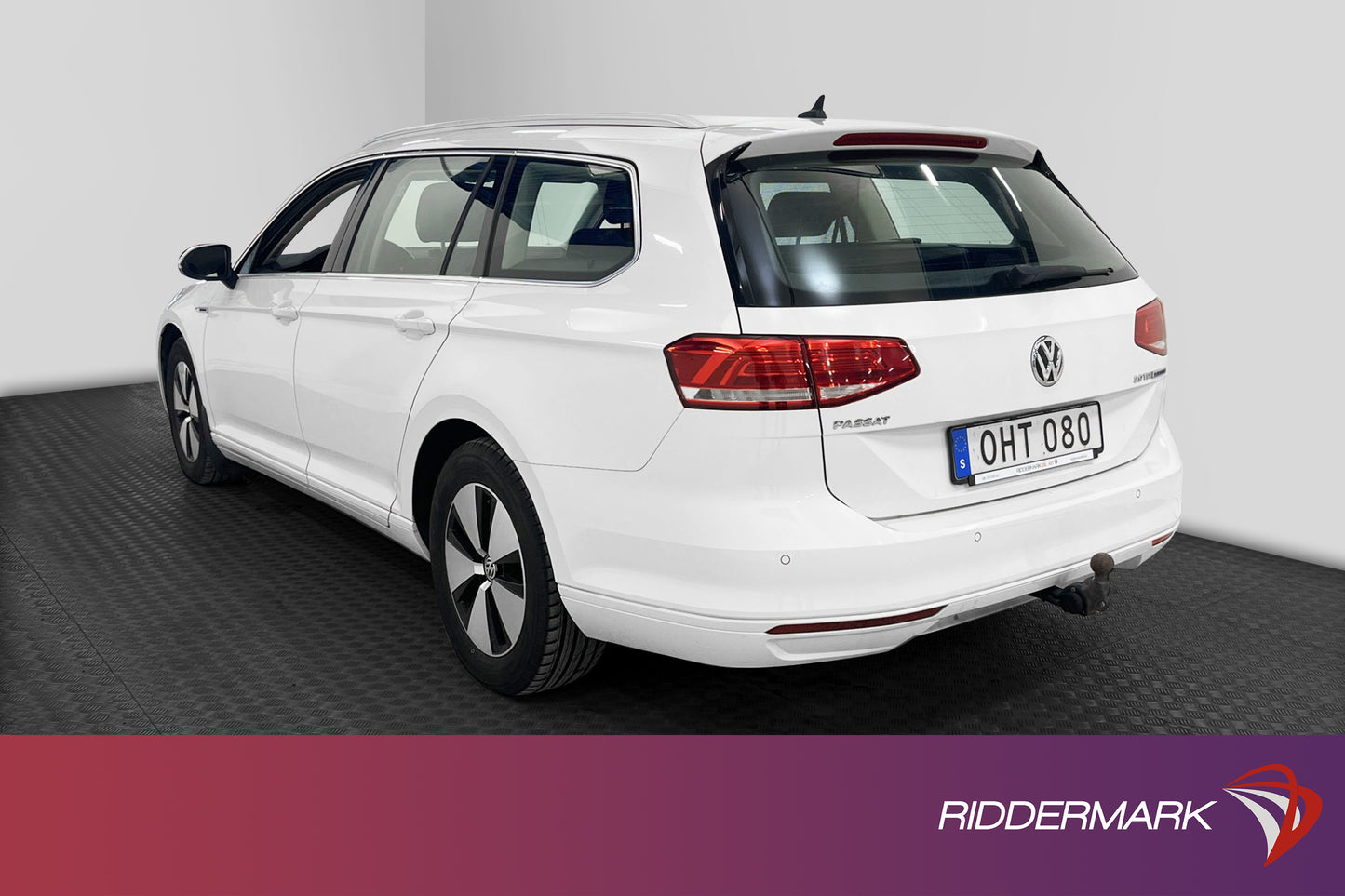 Volkswagen Passat 2.0 150hk Värmare Bkamera Dragkrok Keyless