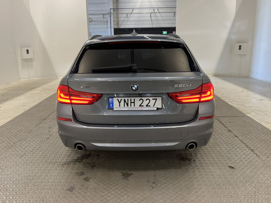 BMW 520d xDrive Kamera Värmare Keyless Navi Välservad