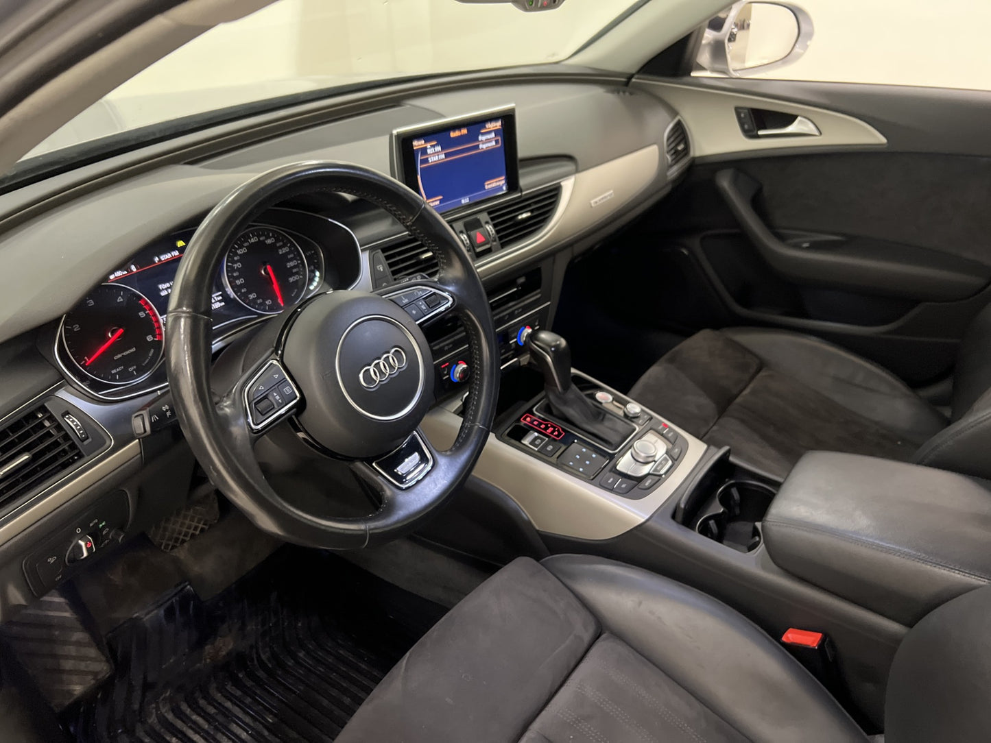 Audi A6 allroad 3.0 TDI V6 Q Sport edt Kamera Navi Drag