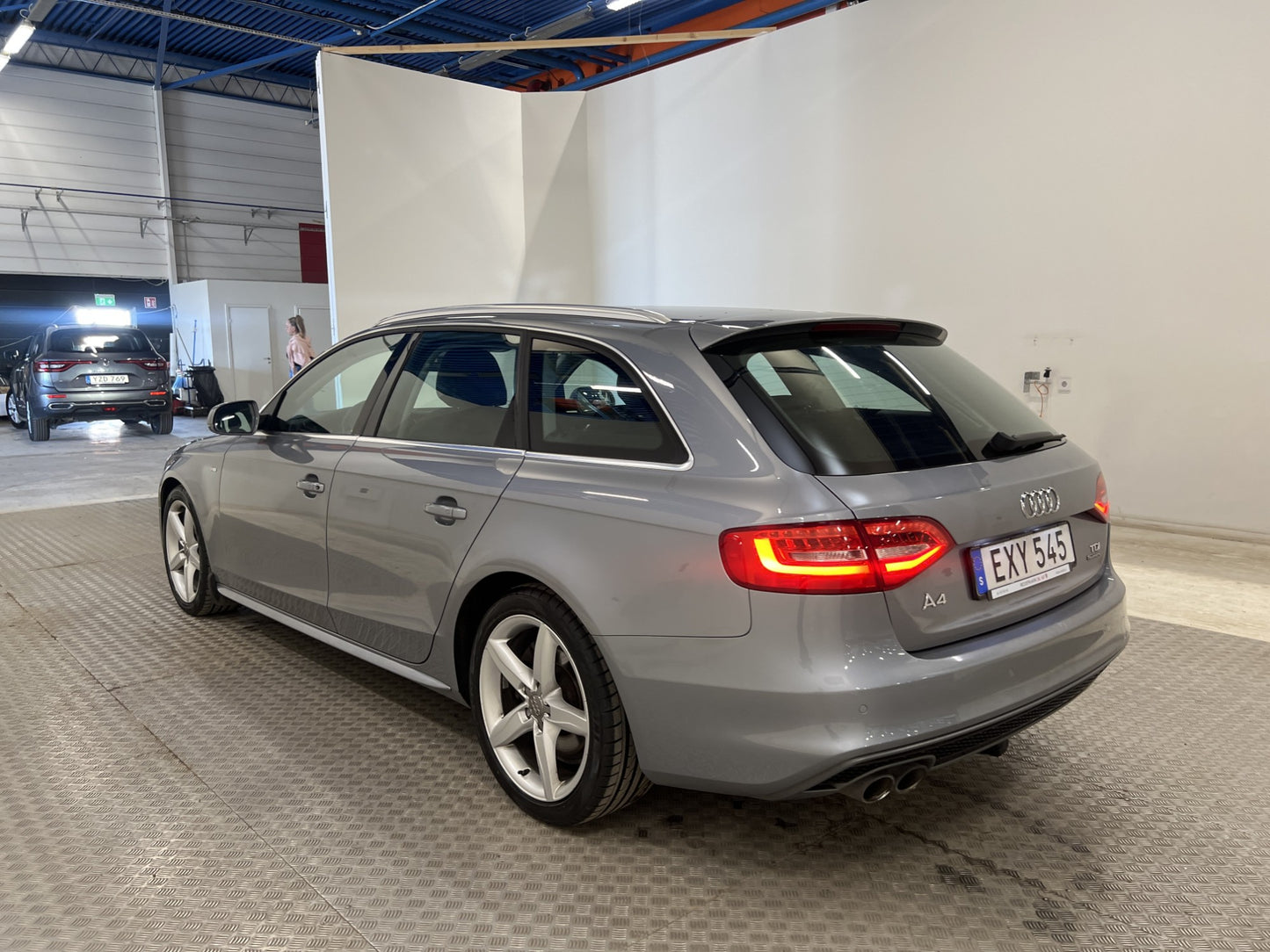 Audi A4 Avant 2.0 Quattro 190hk P-Sensorer Skinn Farthållare