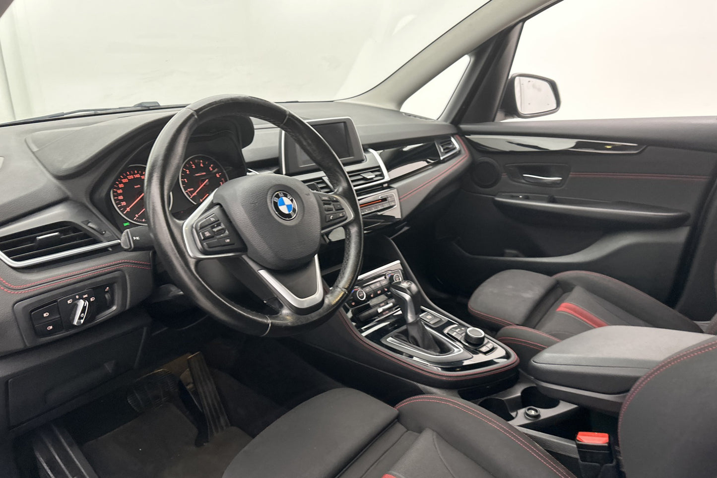 BMW 218 i Gran Tourer Sport line 7-Sits HiFi Drag En-Brukare