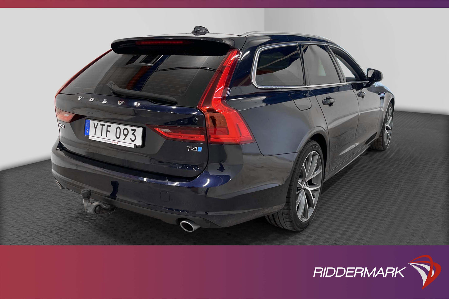 Volvo V90 Polestar T4 Momentum Adv Edt Drag 360° Navi Blis