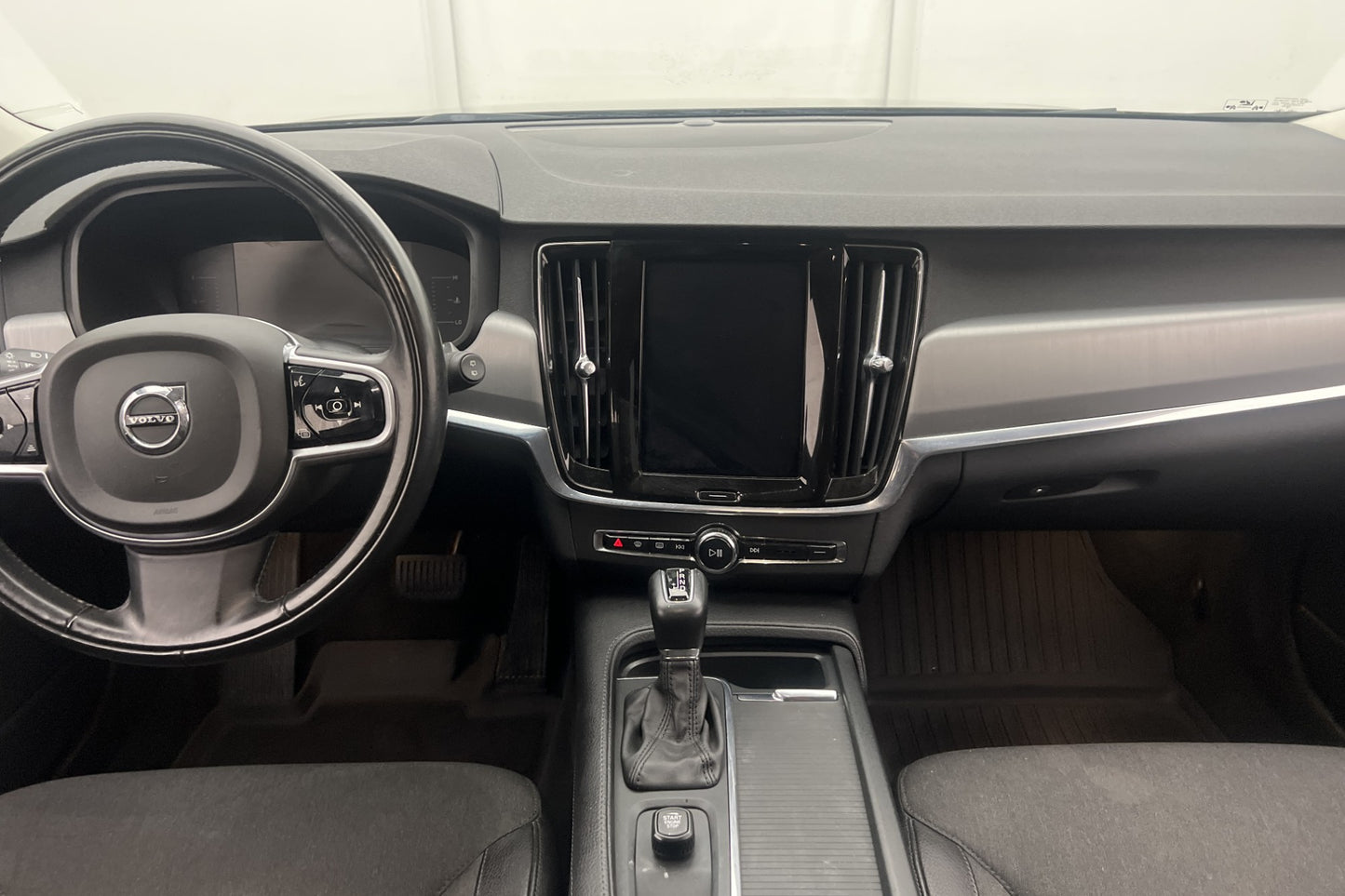 Volvo V90 Cross Country D4 AWD Kinetic VOC Värm Navi Elstol