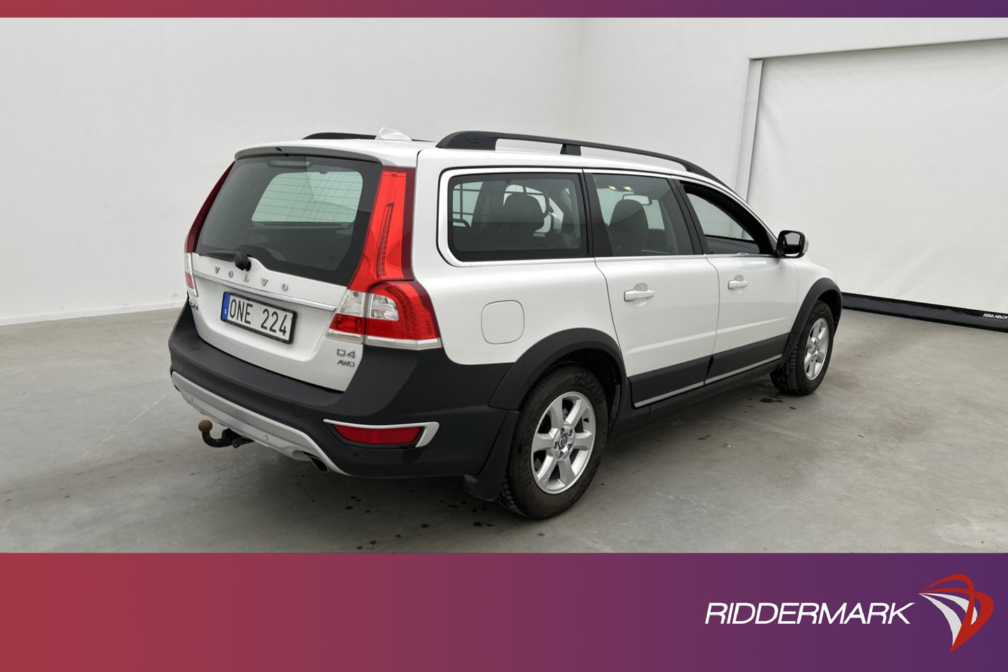 Volvo XC70 D4 AWD 181hk Momentum Värmare Rattvärme Dragkrok