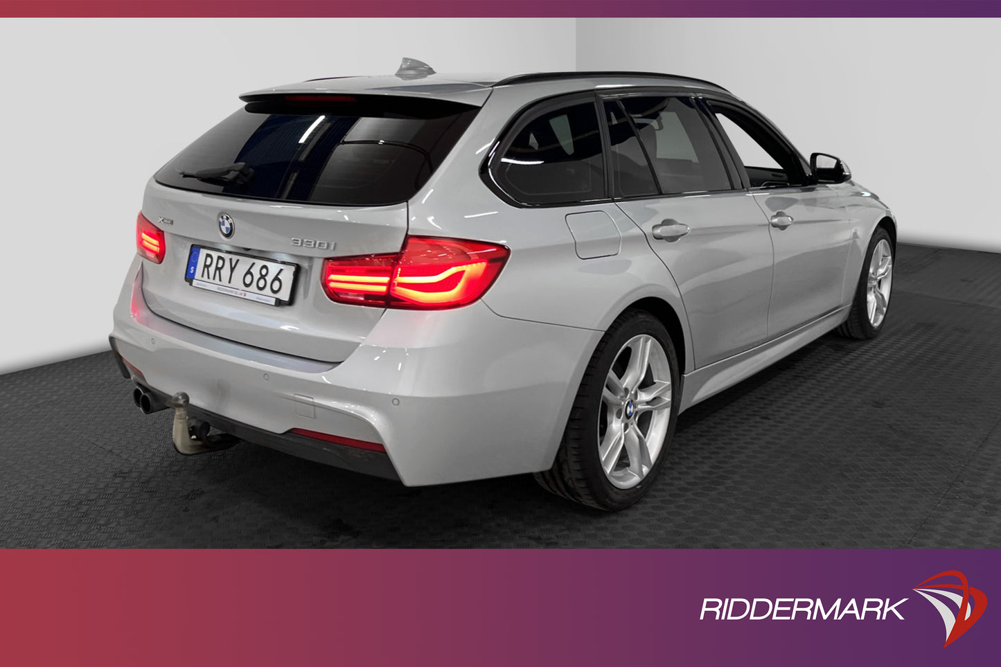 BMW 330i xDrive M Sport Kamera Pano H/K Drag Navigation