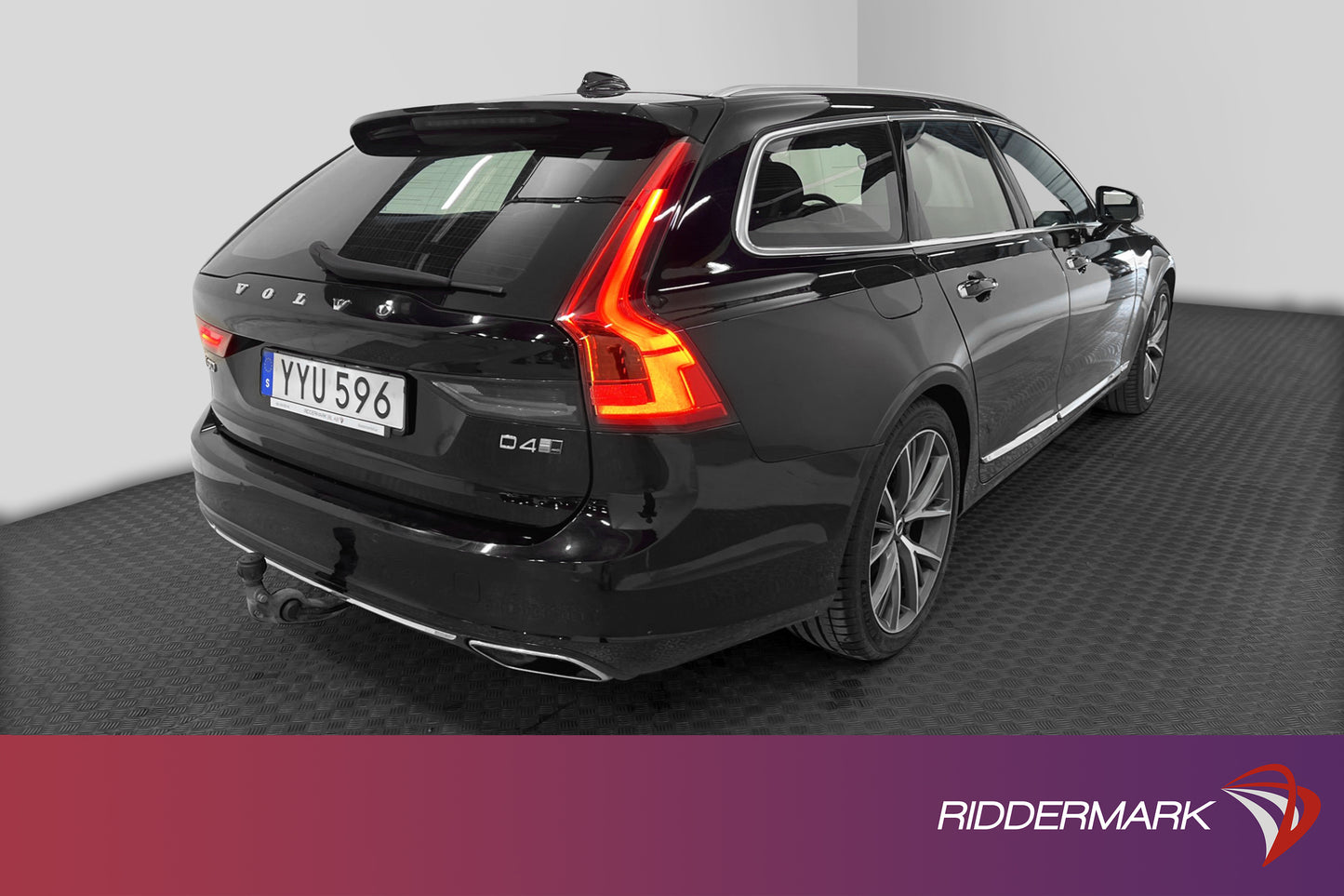 Volvo V90 D4 190hk AWD Inscription Pano VOC B-Kamera Navi