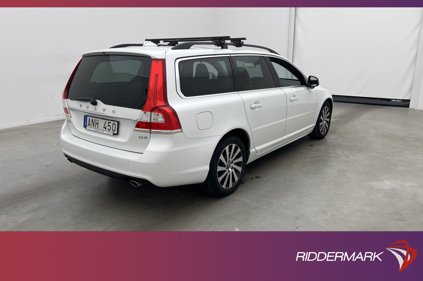 Volvo V70 D4 181hk Momentum VOC Värm Sensorer BLIS Välservad