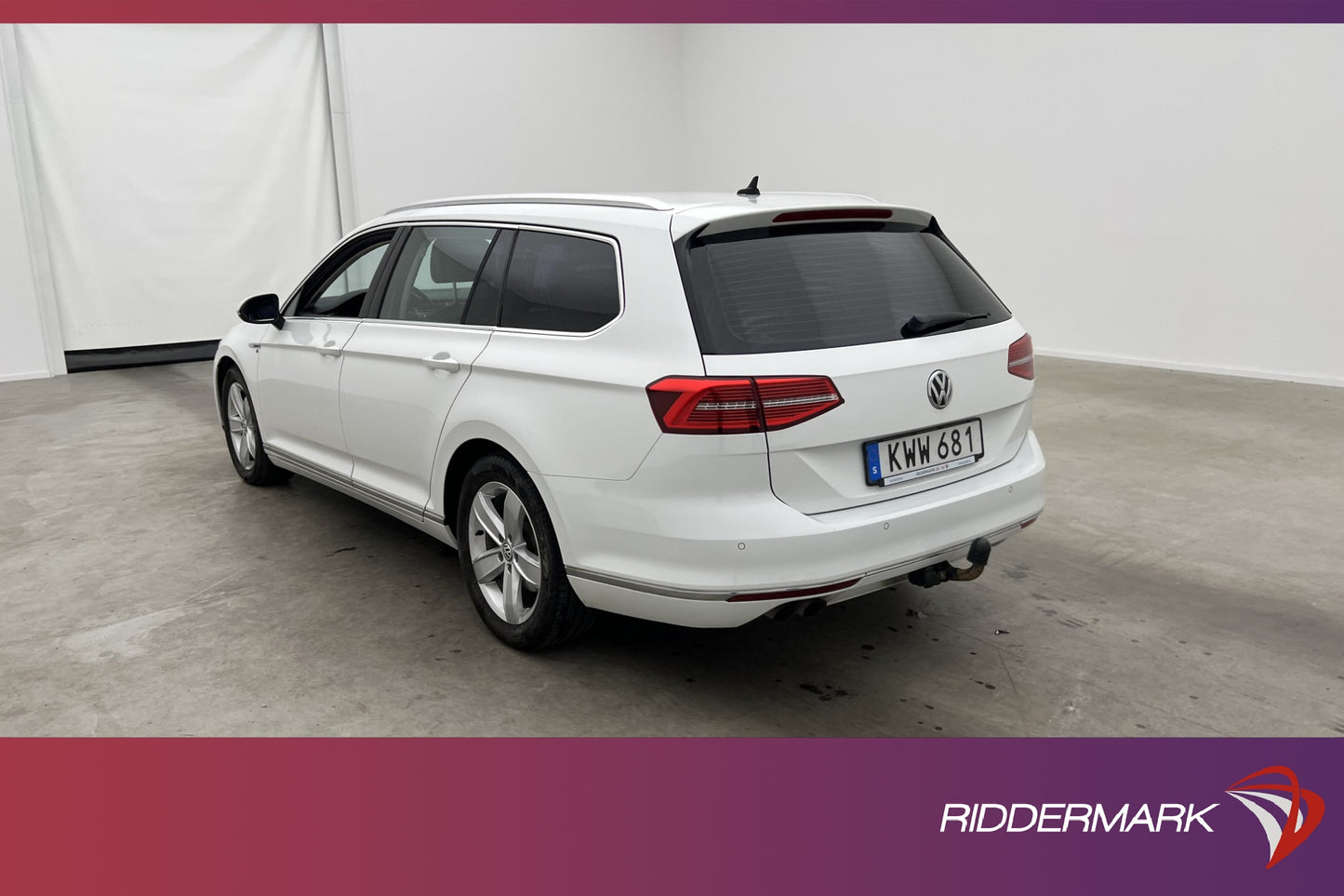 Volkswagen Passat 2.0 TDI 4M 190hk Värmare Dragkrok Sensorer