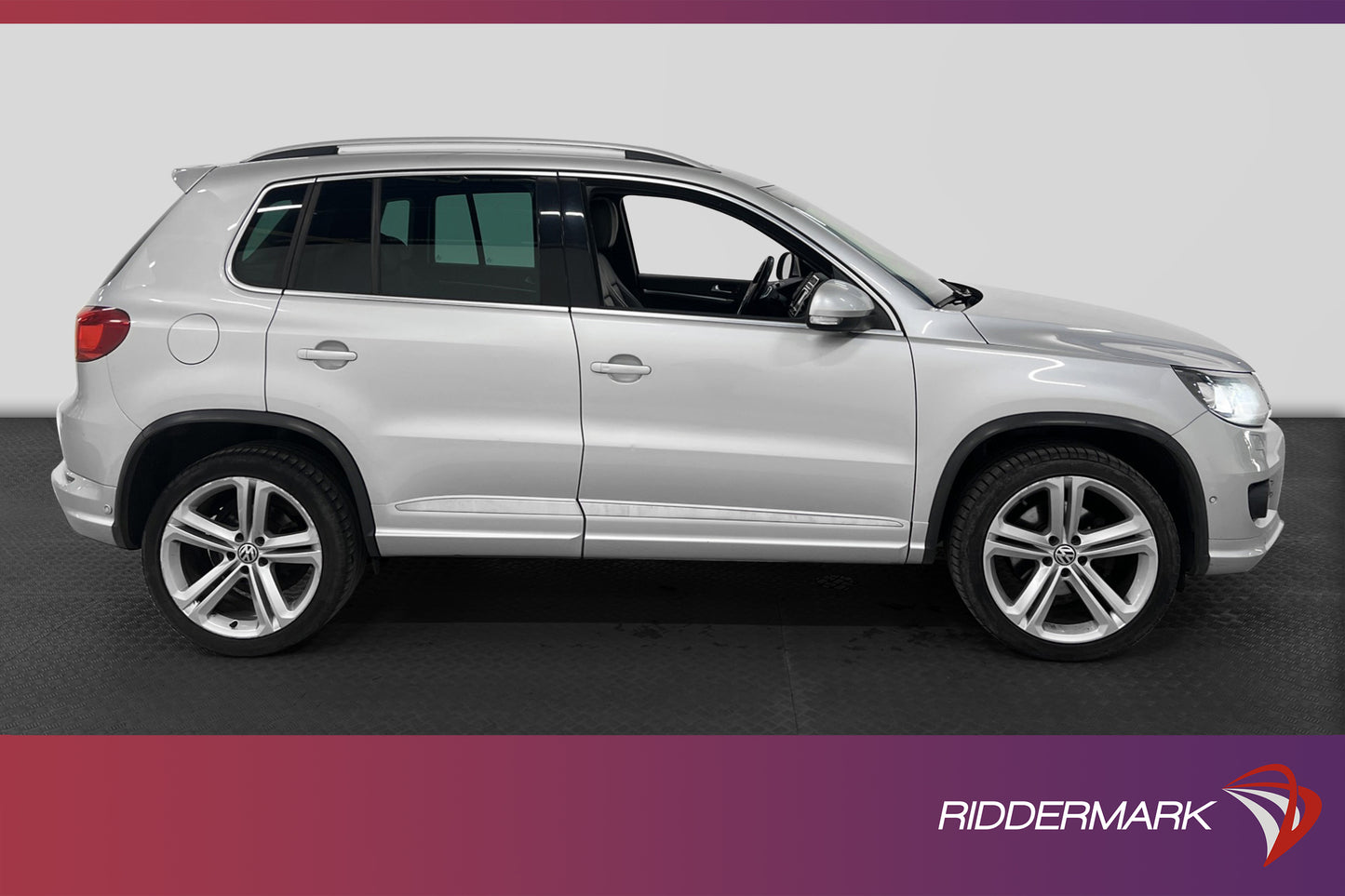 Volkswagen Tiguan TDI 177hk R-line Värmare Pano Skinn Drag