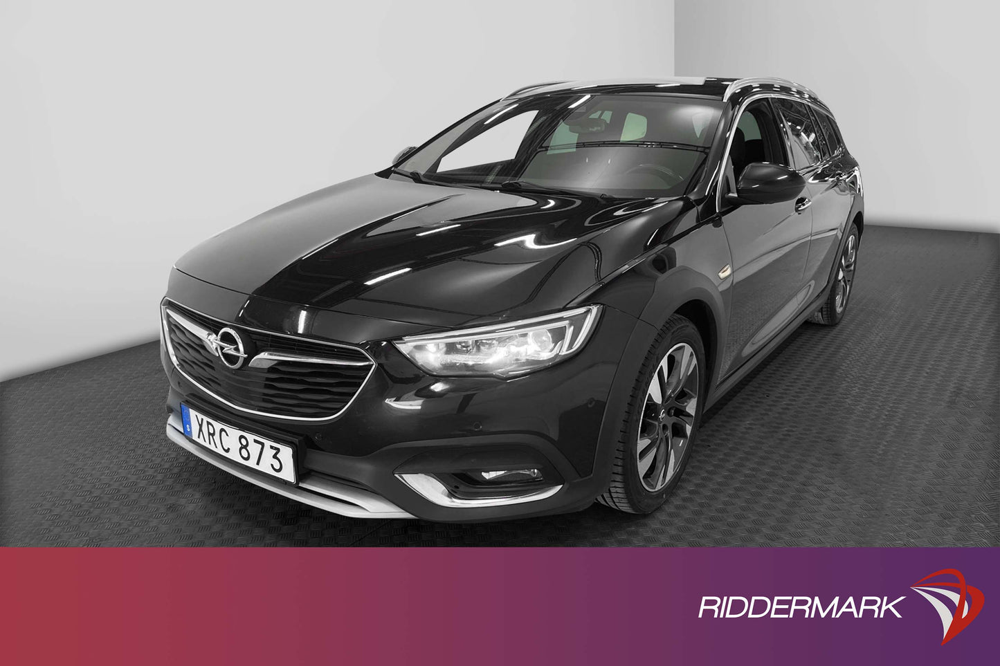 Opel Insignia Country Tourer 2.0 TDI 210hk 4x4 D-Värm 360º