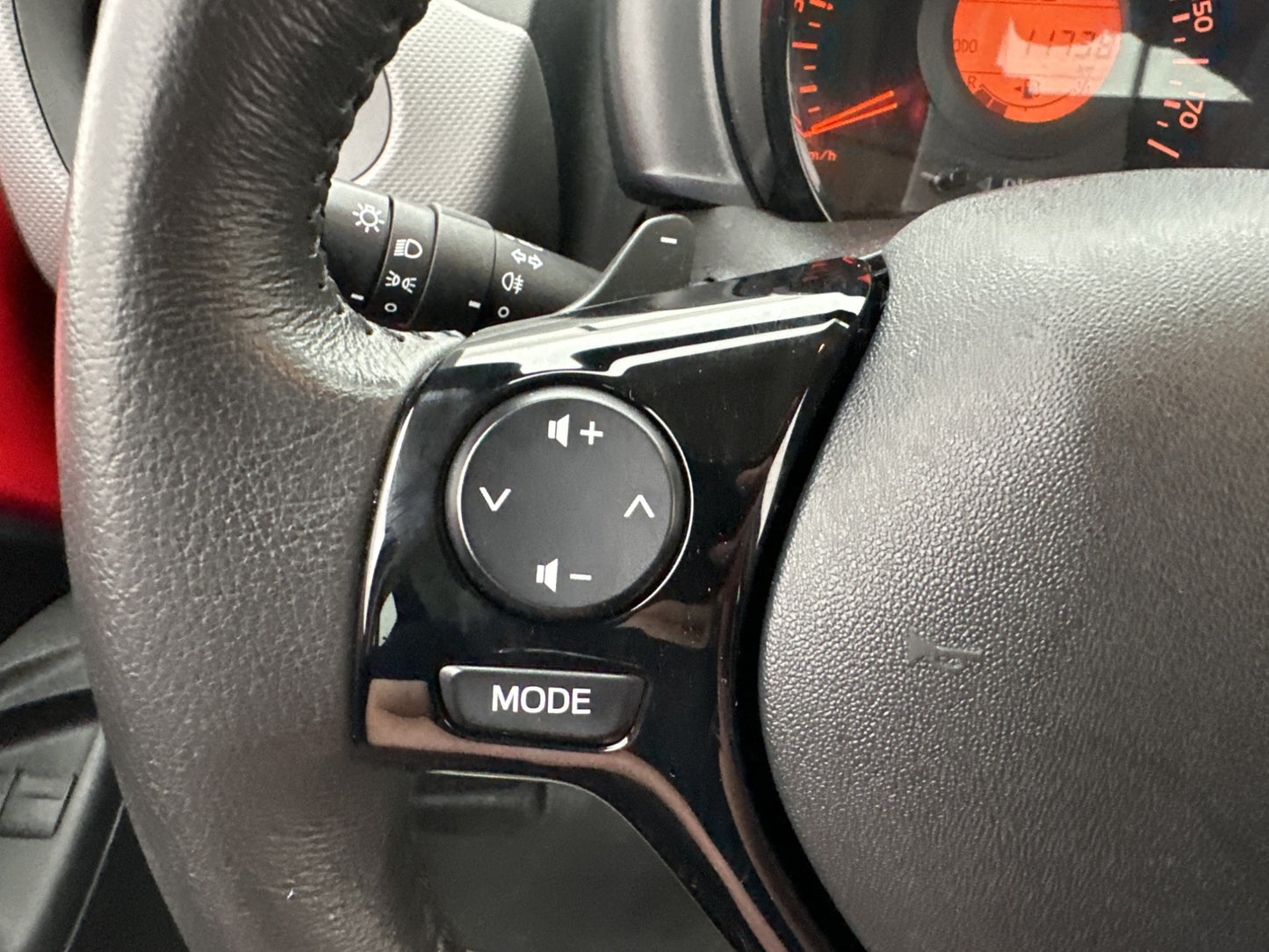 Peugeot 108 1.0 VTi Billigt ägande 1173 MIL 72hk