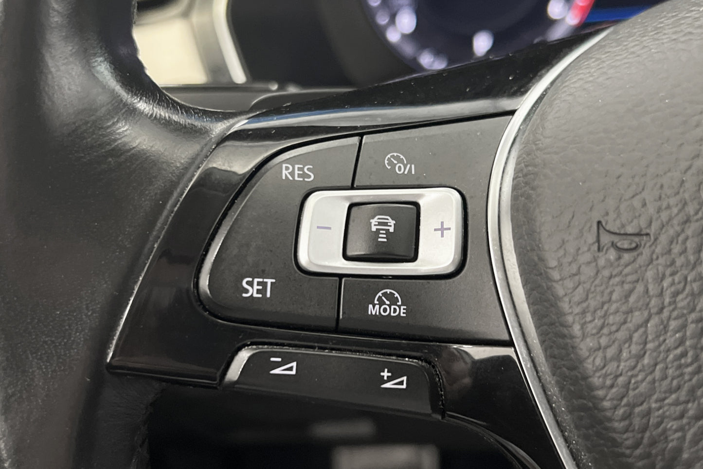 Volkswagen Passat Alltrack 2.0 TDI 4M Skinn D-värm Cockpit