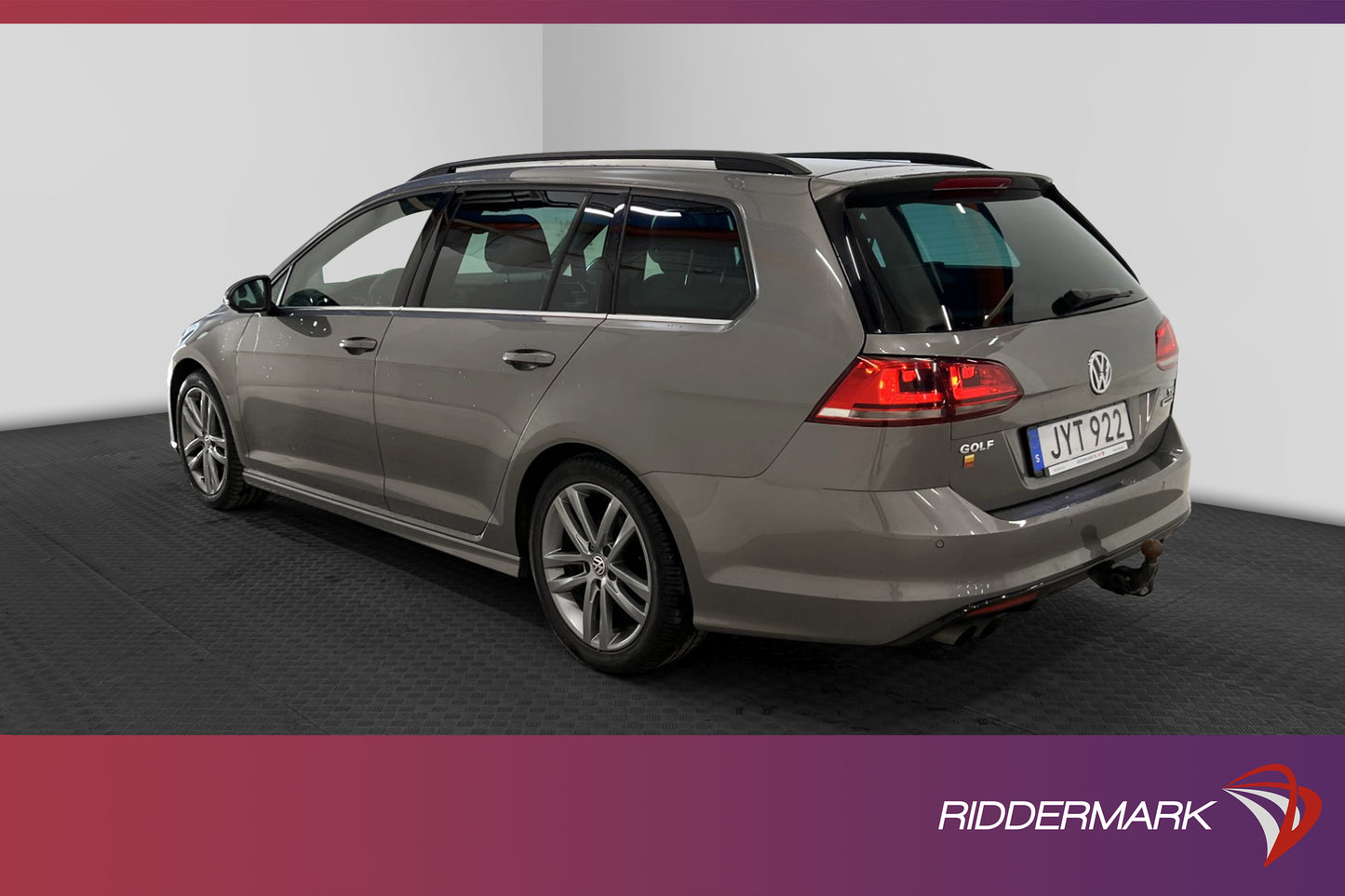 Volkswagen Golf Sportscombi 1.4 TSI 150hk R-line Kamera Drag