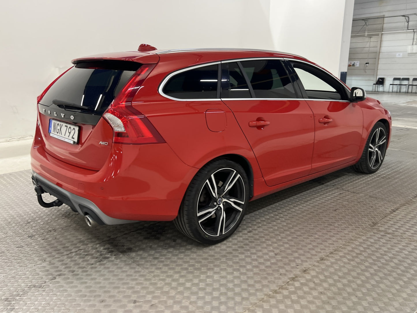 Volvo V60 D4 190hk AWD R-Design D-Värm T-Lucka VOC B-Kamera