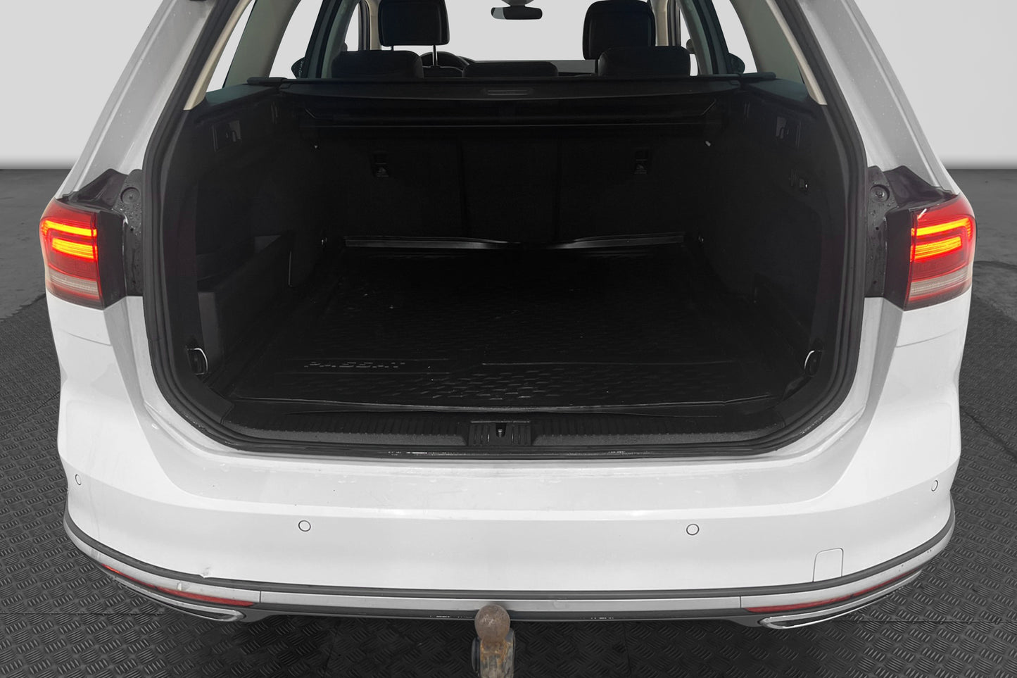 Volkswagen Passat Alltrack 4M Cockpit Värmare Bkam Drag BLIS