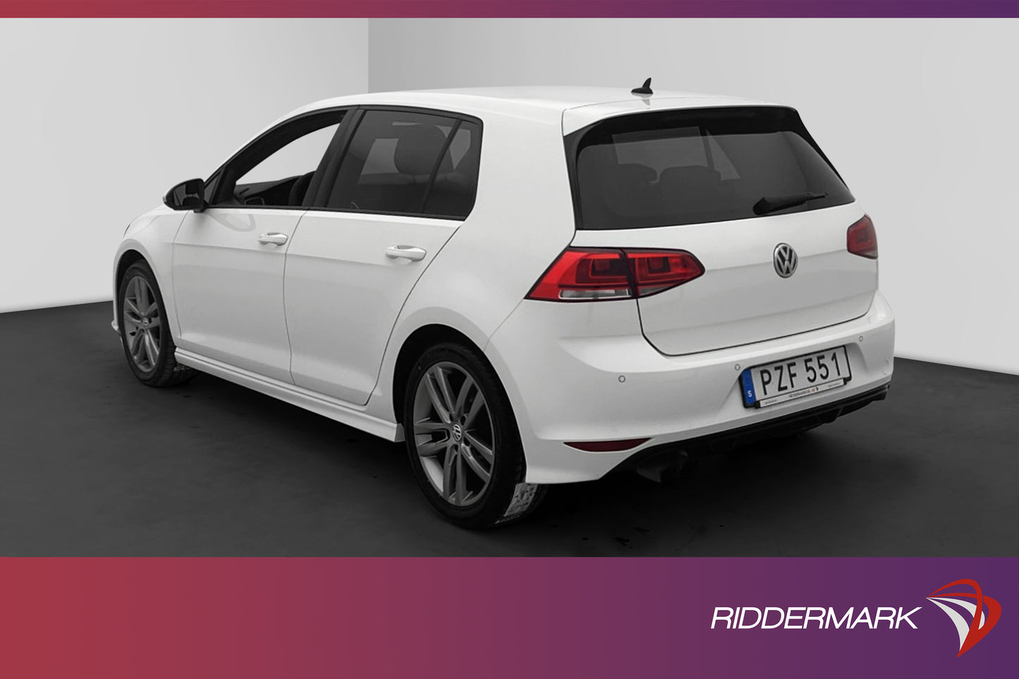 Volkswagen Golf TSI 150hk R-Line Highline Plus Värm Carplay