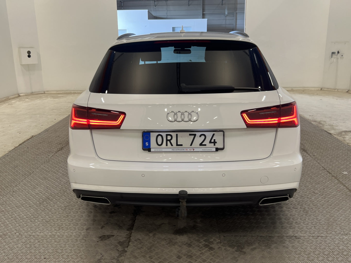 Audi A6 Avant 2.0 TDI ultra 190hk Sport Edition Drag P-sens