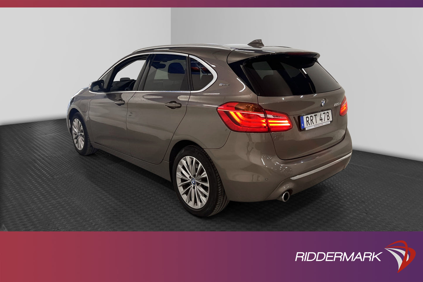 BMW 225xe Active Tourer 224hk Luxury Line Pano Skinn Bkamera