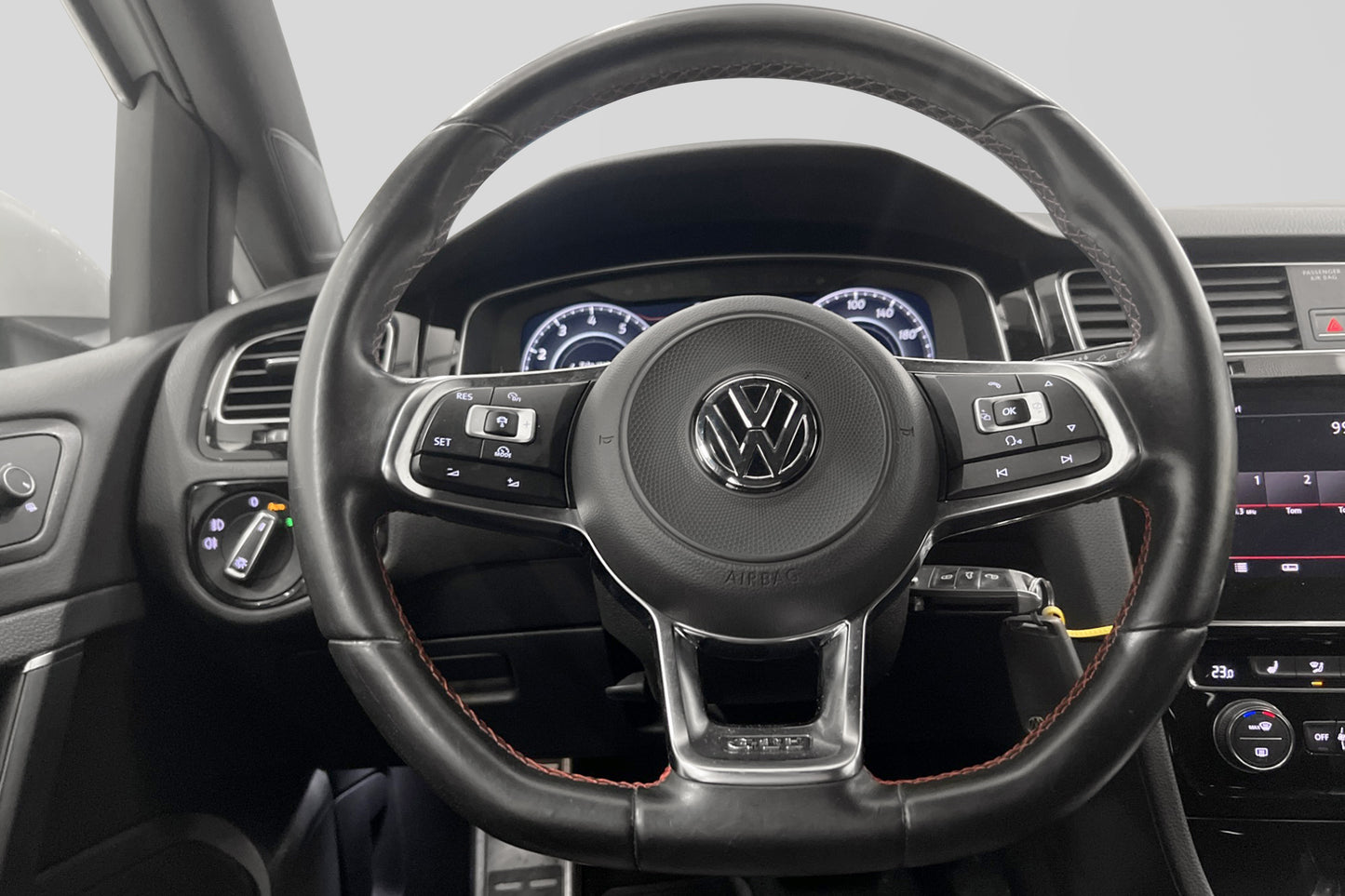 Volkswagen Golf GTI Performance 245hk Cockpit Pluspkt B-kam