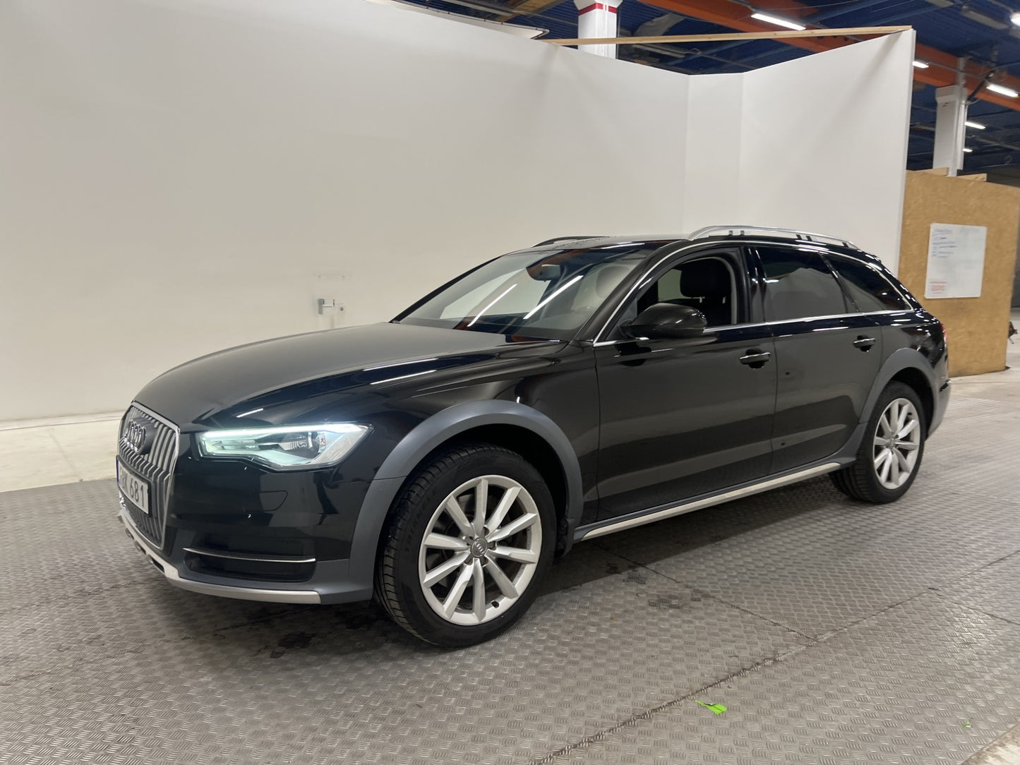 Audi A6 allroad Q 3.0 TDI V6 Ambition M-värmare Drag 4-zon