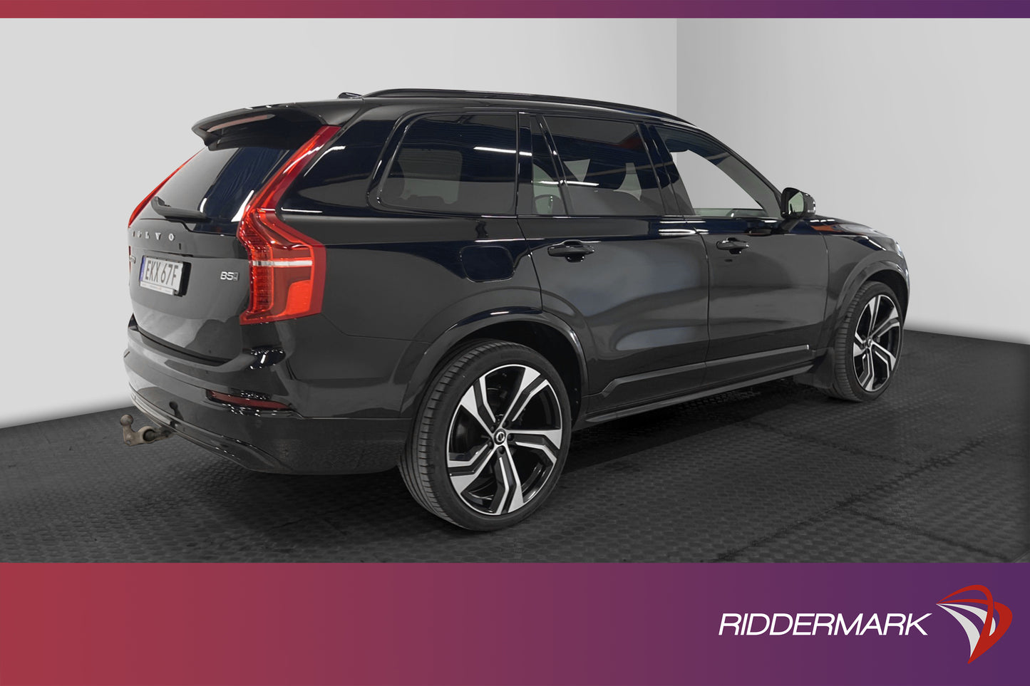 Volvo XC90 B5 235hk AWD R-Design B&W Pano Skinn 7-sits