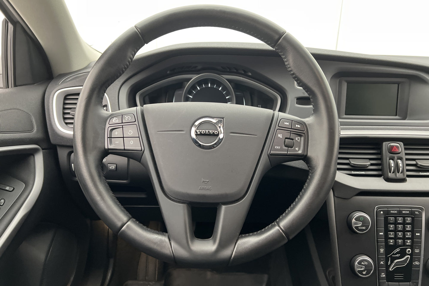 Volvo V40 T3 152hk VOC P-Värmare Välservad