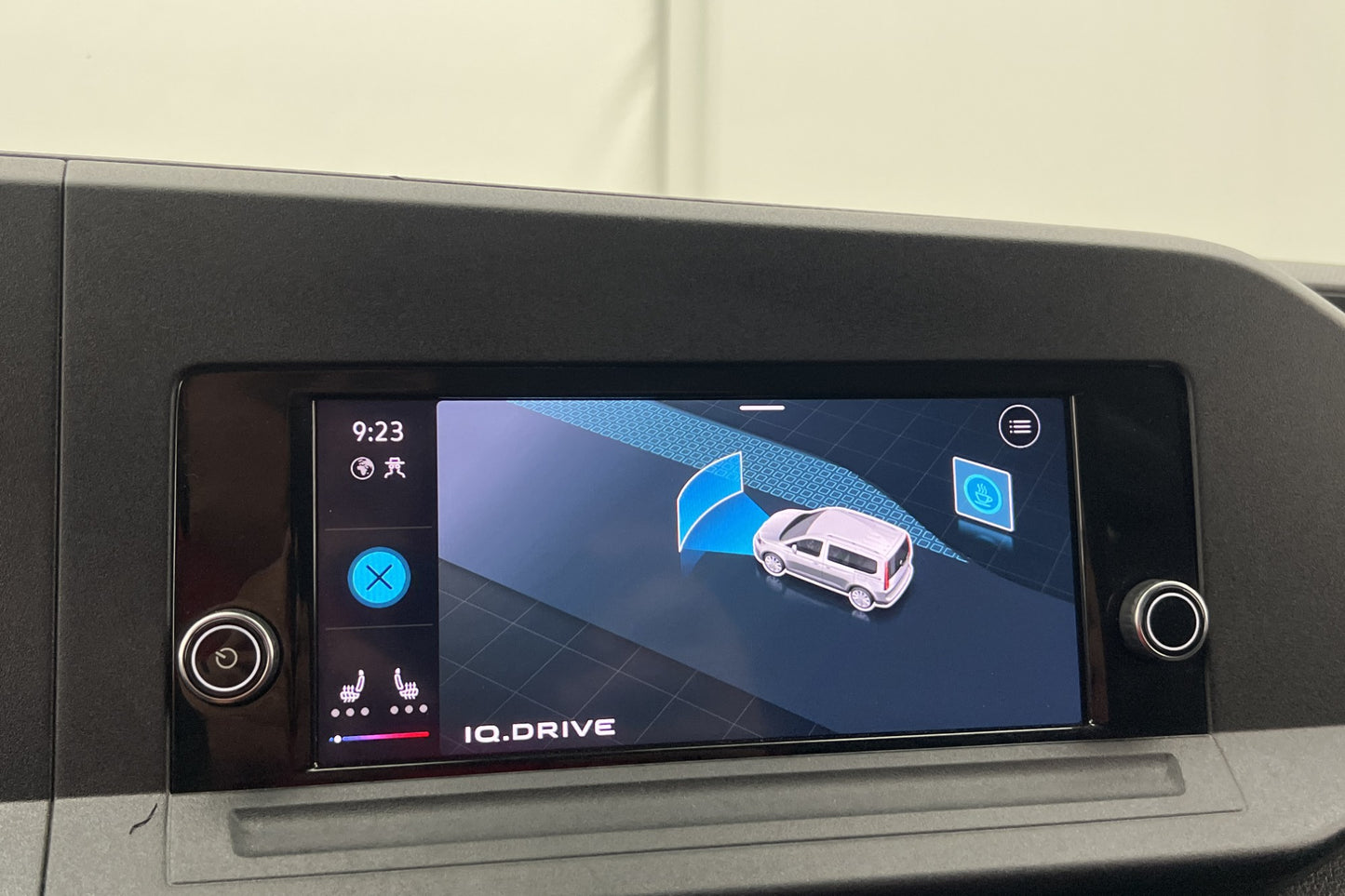 Volkswagen Caddy Värmare Dragkrok B-Kamera CarPlay Moms