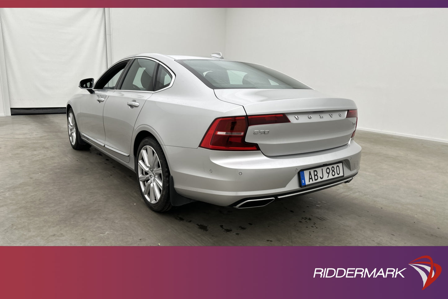 Volvo S90 T5 Inscription VOC Taklucka Värm Kamera Navi Skinn