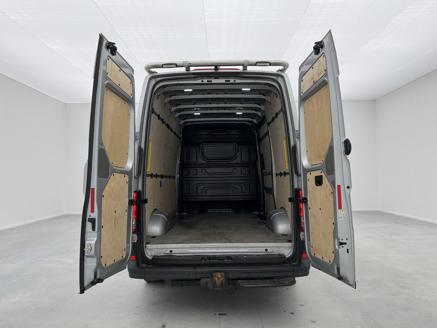 Volkswagen Crafter L2H2 2.0 4M Värmare Drag B-Kamera MOMS