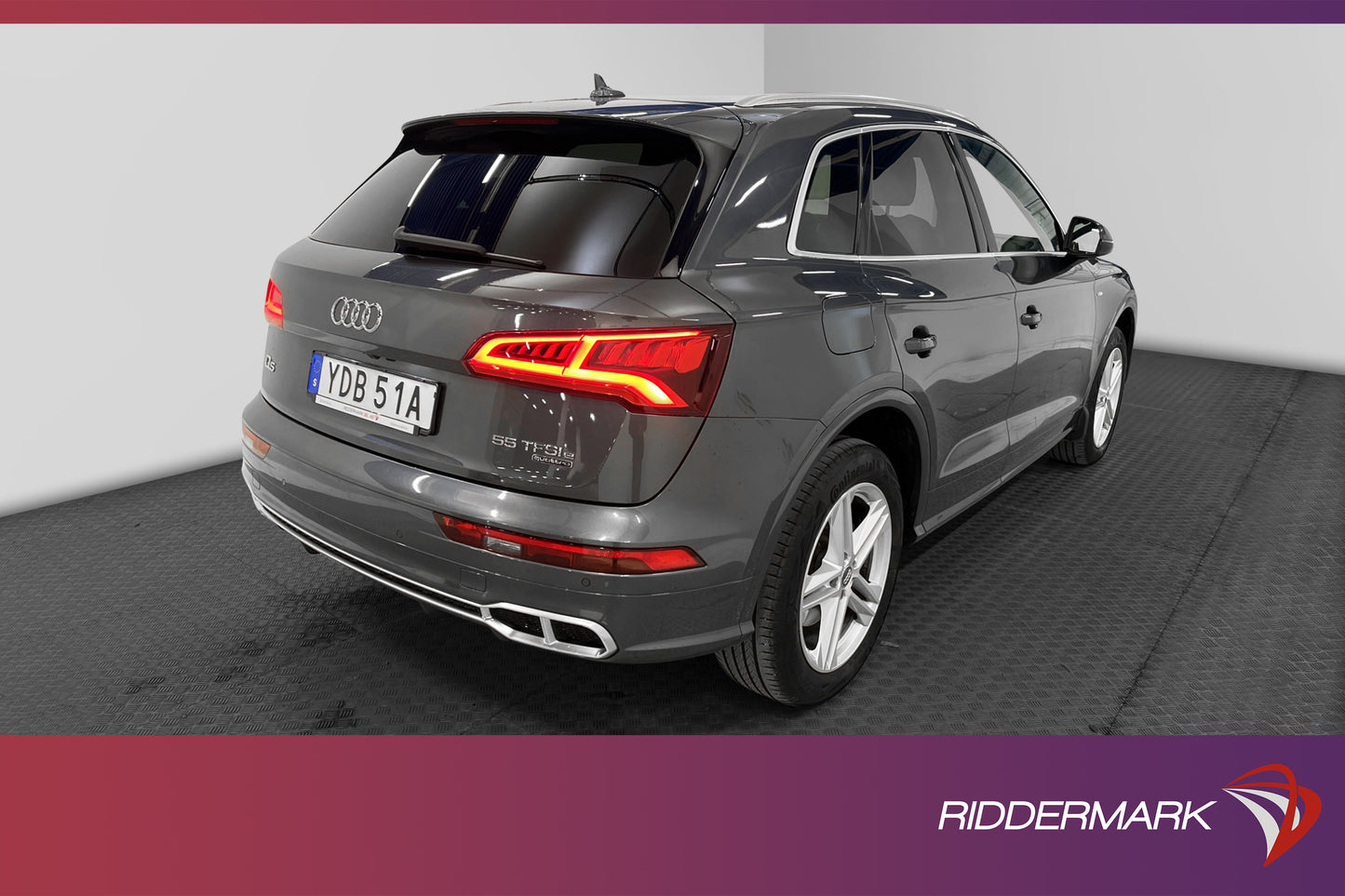 Audi Q5 55 TFSI e Quattro 367hk S-Line Backkamera CarPlay