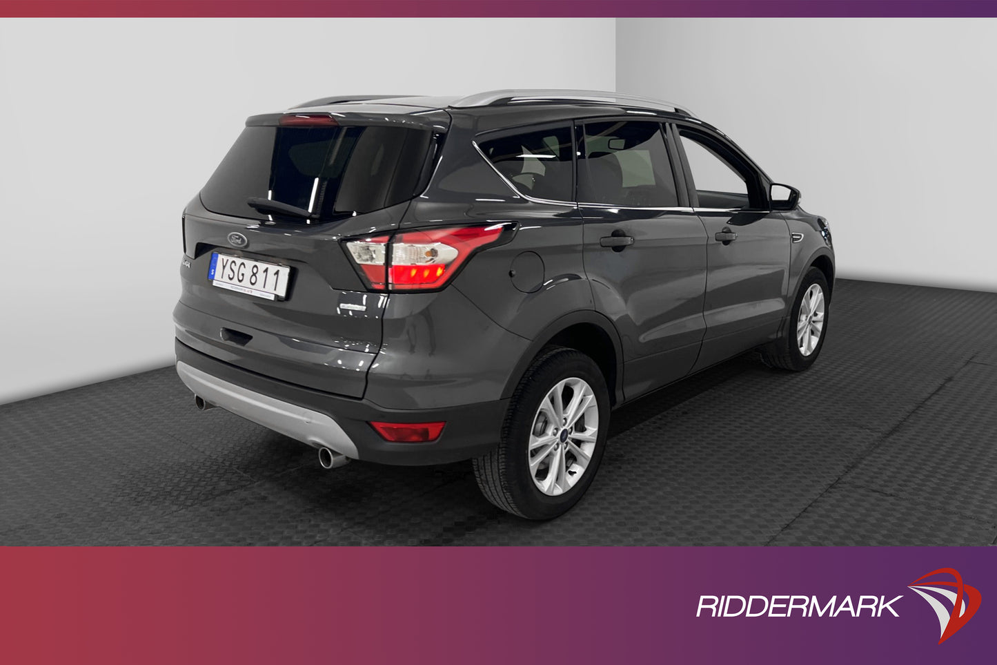 Ford Kuga 1.5 EcoBoost 150hk Rattvärme Carplay Nyservad